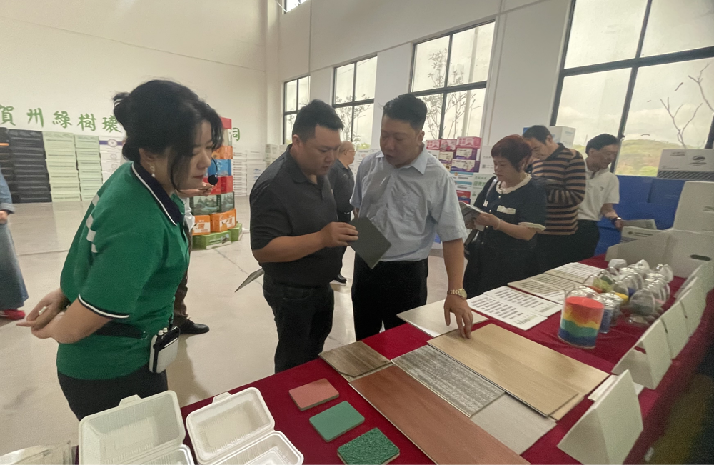 澳門品牌企業(yè)商會、澳門旅游品牌美食購物企業(yè)商會蒞臨綠樹公司參觀交流